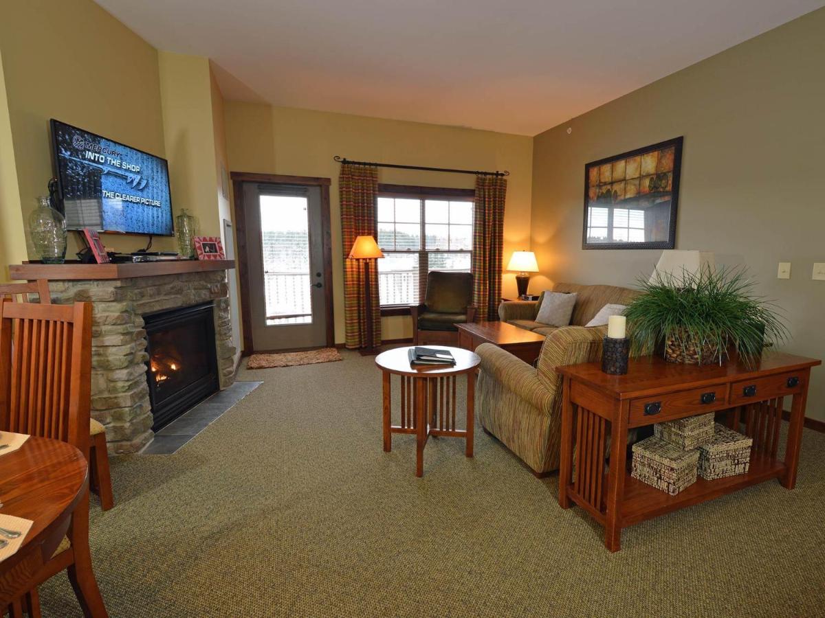 Popular attractions Area Nearby Property